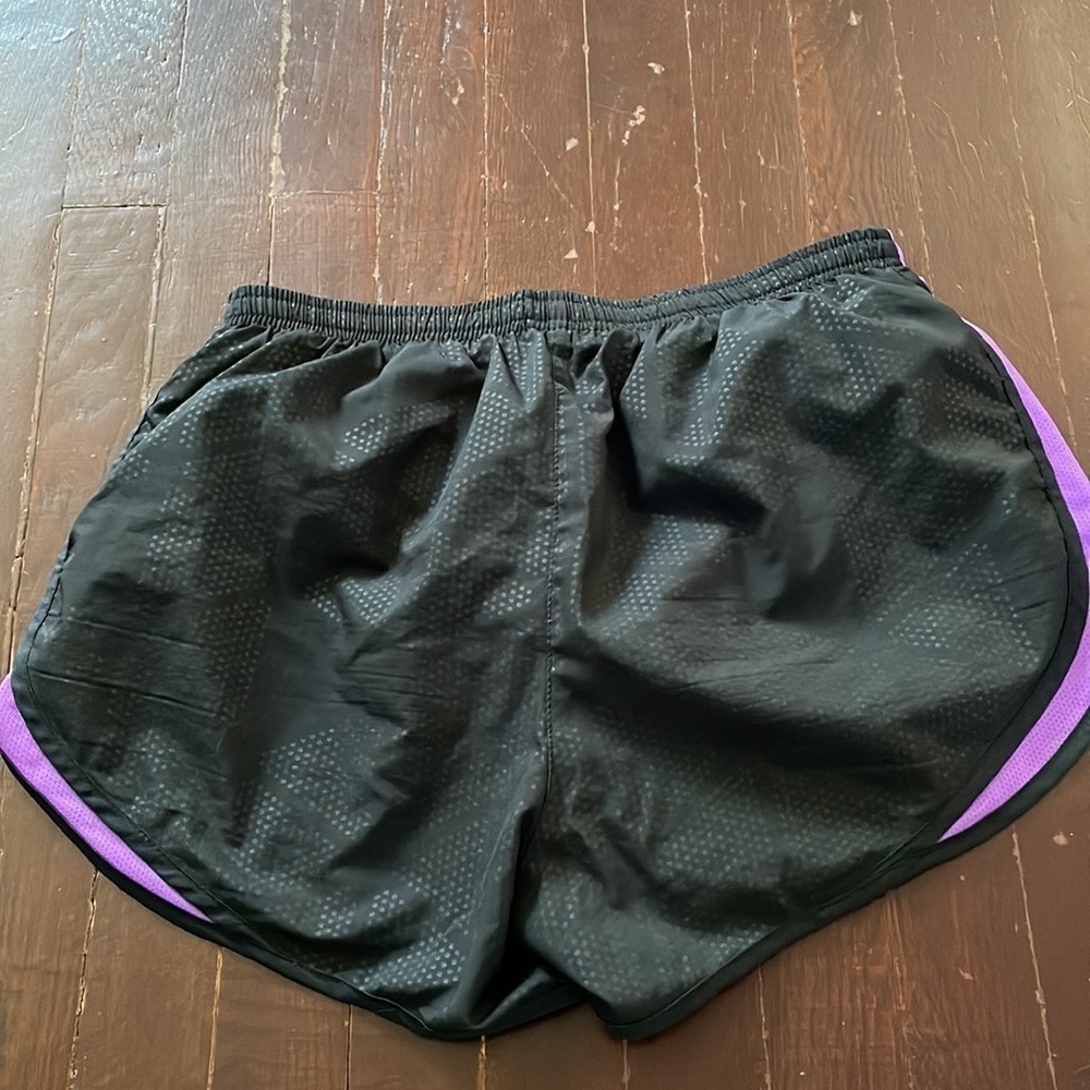 Women's Nike Tempo Dri-Fit Running Workout Shorts Medium - Picture 10 of 13